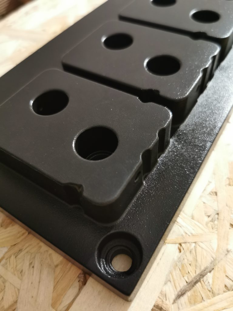 Neue Heizplatten und Siegelplatten für Multivac l Hersteller von Heizplatten und Siegelplatten l PTFE Beschichtung l Nonstick.pl l beste Qualität l Ilapak, Hilutec, Multivac, Tiromat, Variovac